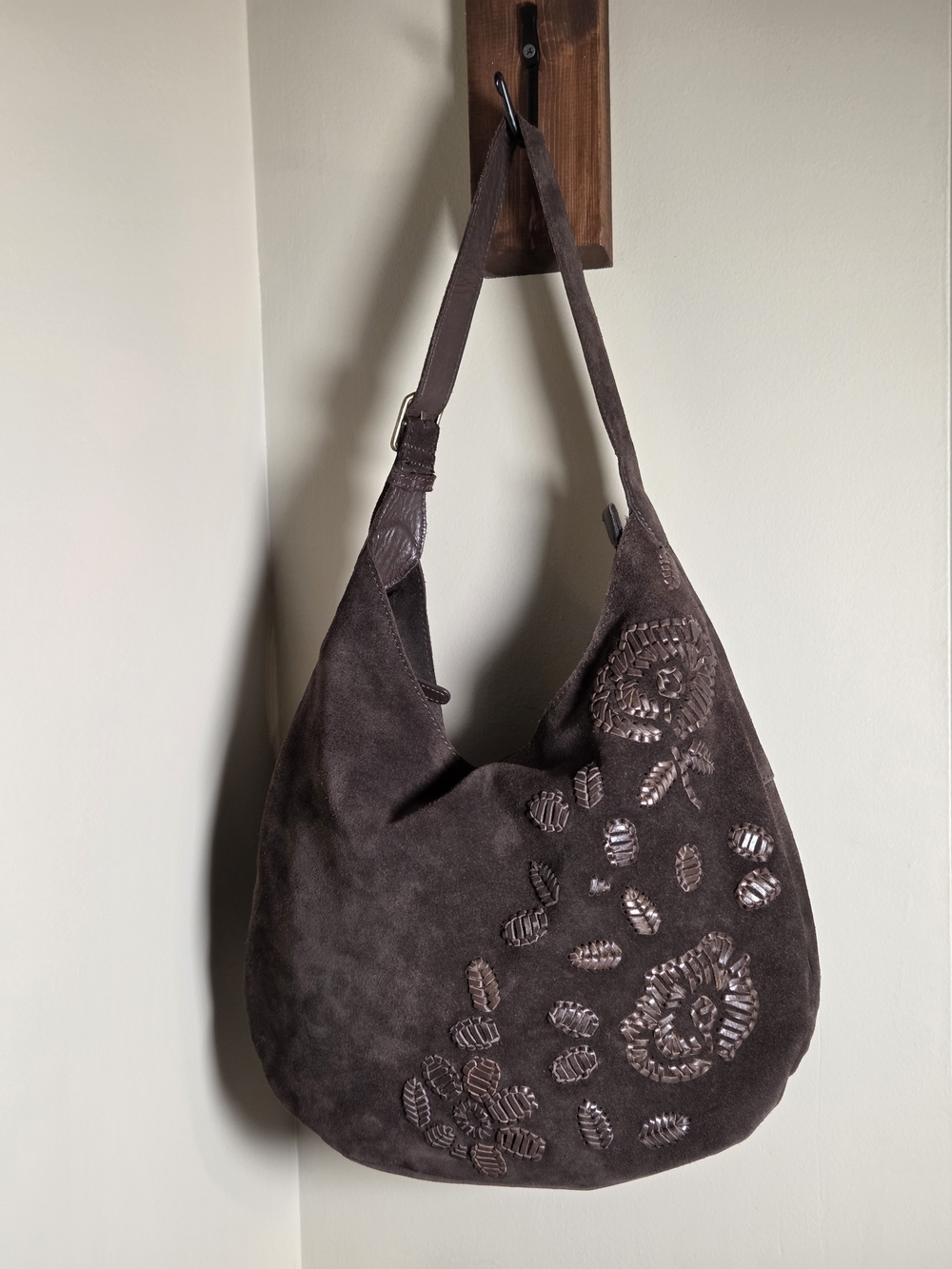 Vilenca Holland Embroidered Suede Hobo Bag - Chocolate Brown